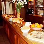 Szálloda La Boule D'or 2*