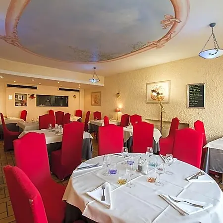 La Boule D'or Hotel Bressuire