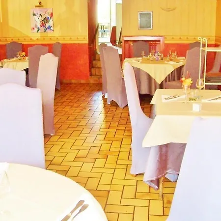 La Boule D'or Hotell Bressuire