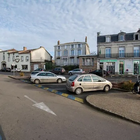 Hotell La Boule D'or Bressuire