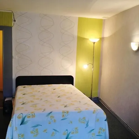Hotell La Boule D'or 2*