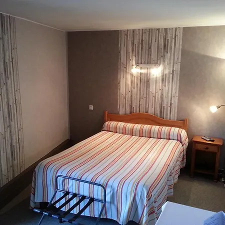 Hotell La Boule D'or Bressuire