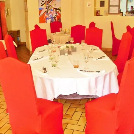 Hotel La Boule D'or