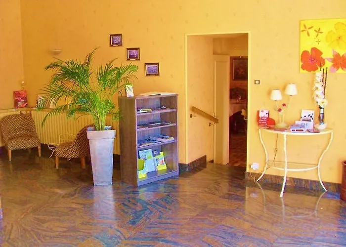 La Boule D'or Hotell Bressuire